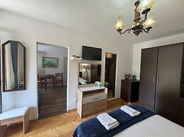 For-A Apartmani