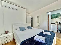 For-A Apartmani