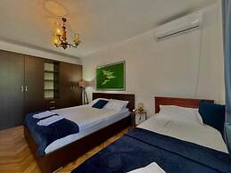For-A Apartmani
