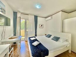 For-A Apartmani
