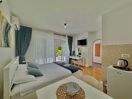 For-A Apartmani