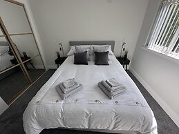 St Andrews Luxury 2-bed House, Sleeps 4