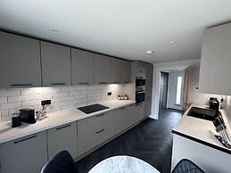 St Andrews Luxury 2-bed House, Sleeps 4