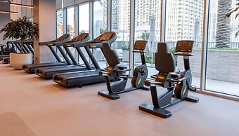 Three Bedroom in Downtown With Burj Khalifa View