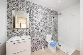 Villa Janubio With 3 Bedrooms and 2 Bathrooms