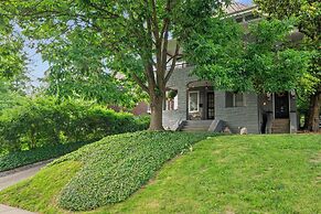 Cincinnati Apartment: 1 Mi to Hyde Park Square!