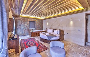Noble Crown Stone House Cappadocia