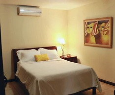 Nesthost Hotel Los Robles