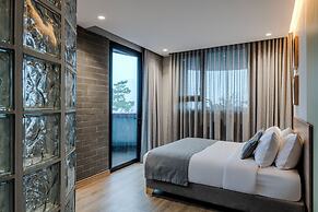 Heiss Hotel By Jalo