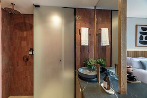 Heiss Hotel By Jalo