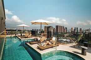 Heiss Hotel By Jalo