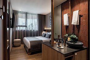 Heiss Hotel By Jalo