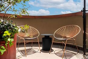 Heiss Hotel By Jalo