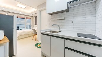 Yeosu Eoneumeosjinnal Pension