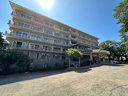 Rattanaview Hotel