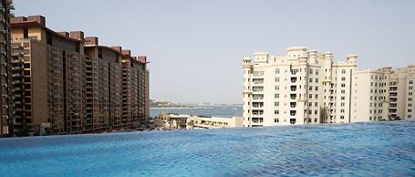 Iconic One Bedroom Panoramic Palm Views
