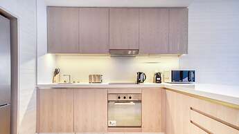 Iconic One Bedroom Panoramic Palm Views
