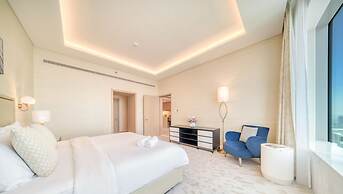 Iconic One Bedroom Panoramic Palm Views