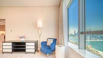 Iconic One Bedroom Panoramic Palm Views