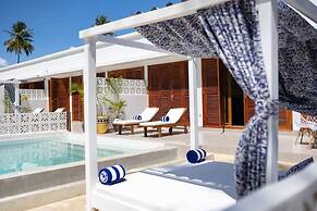 Orient Beach Hotel