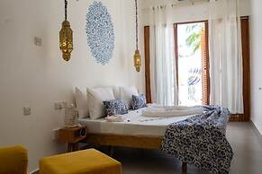 Orient Beach Hotel