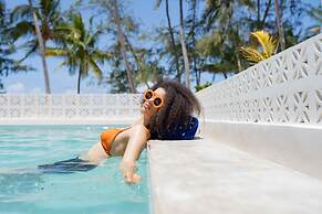 Orient Beach Hotel