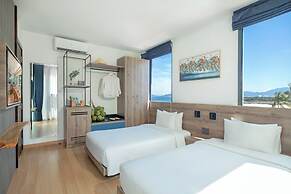 Cozy Front Beach House wid Private Beach