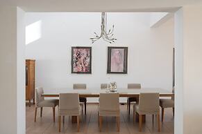 Grand Apollon Villa