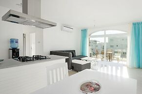 Aphroditebeachfrontresort Unique gem Direct by sea