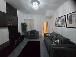 Seaside Retreat on Fleet Street