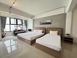 Luka House