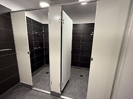 Wallaby Backpackers Hostel Perth - note - Valid passport required to c