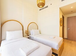 Condo With Burj Khalifa View In City