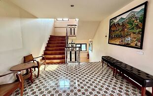 Sawadeelanna Hotel