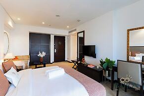Spectacular Suite JW Marriott Marina