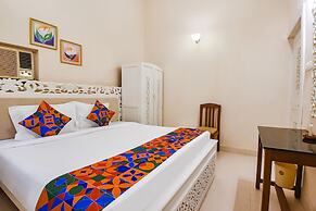 FabHotel Emerald Highland