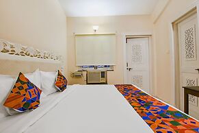 FabHotel Emerald Highland