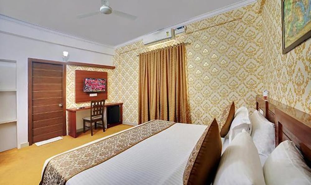 FabHotel Prime Liverpool Blue