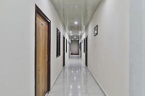 FabHotel Lucknow Inn
