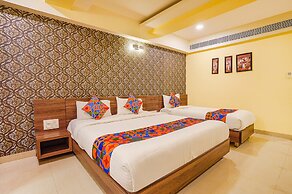 FabHotel Ginger Suites