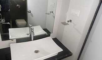 FabHotel Skylark Inn