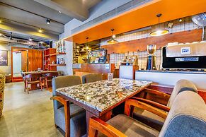 FabHotel Naivara Boutique