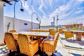 FabHotel Naivara Boutique
