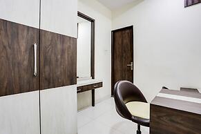 FabHotel Blue Star