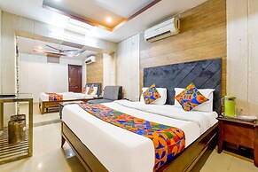 FabHotel Log Inn