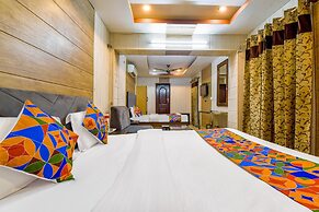FabHotel Log Inn