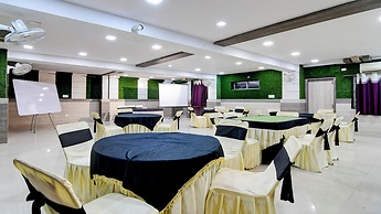 FabHotel Star Lotus