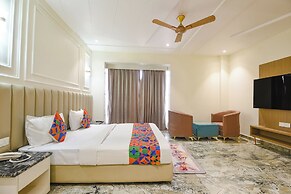 FabHotel Dev Palace I