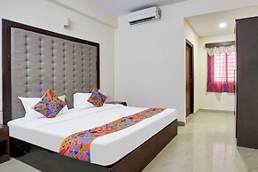 FabHotel Leo Grand