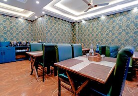 FabHotel Prime Royal Park